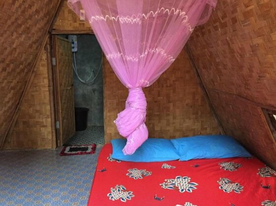 Mon Cham Silp Bungalow - Photo4