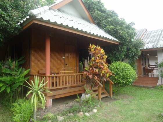 Orange Grove Resort - Photo2