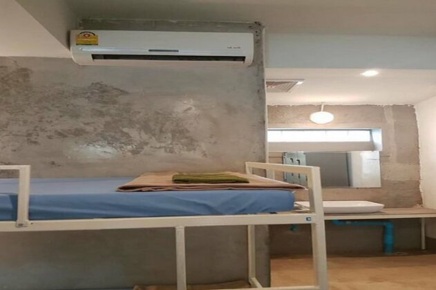 Shut Eye Party Hostel - Photo4