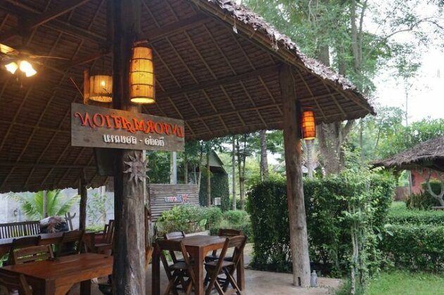 Vimarnkiri Resort - Photo4