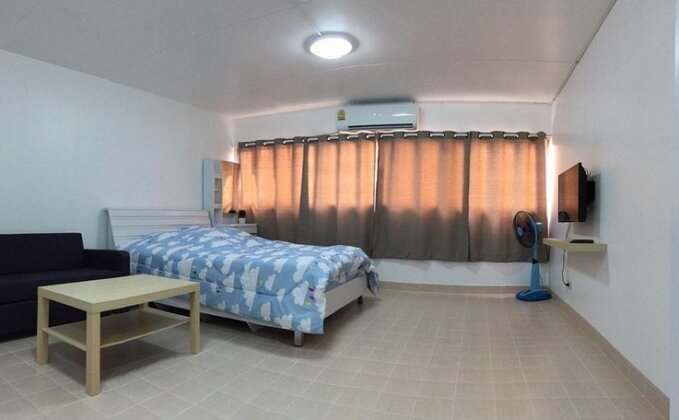 88 Room Service - Photo4