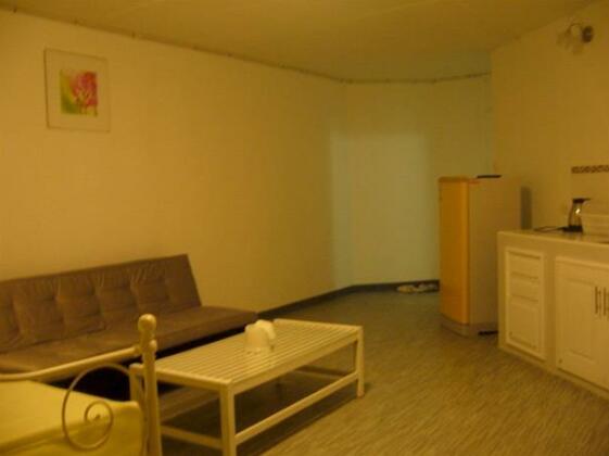Chan Kim Don Mueang Guest House - Photo2