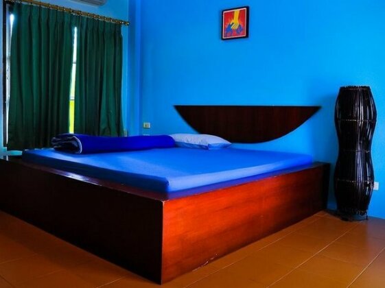 Charlize Hotel - Photo2