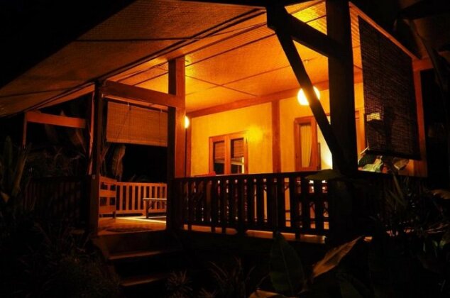 Bar 124 Cafe & Accommodation