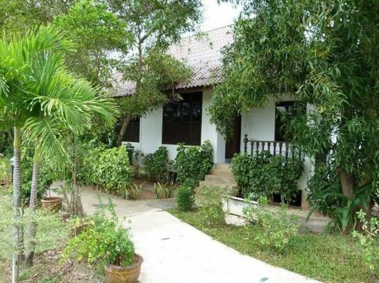 Chaiyo Resort - Photo4