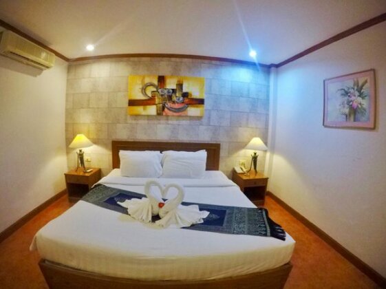 4 Bedroom Apartment Great Location Patong Beach 4b - Photo3