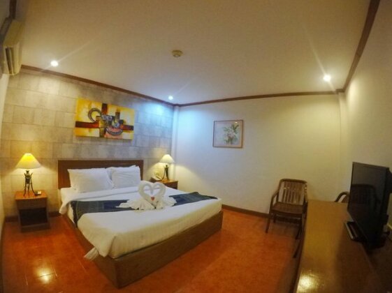 4 Bedroom Apartment Great Location Patong Beach 4b - Photo5