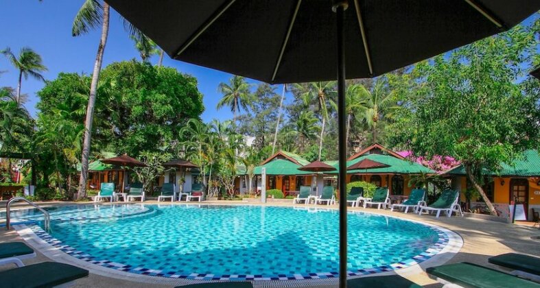 Eden Bungalow Resort - Photo2