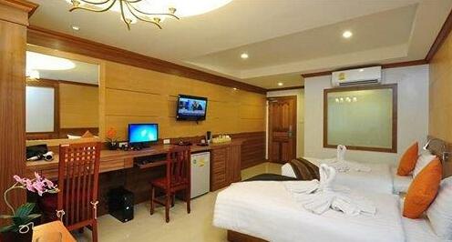 Indigo Patong Hotel - Photo5