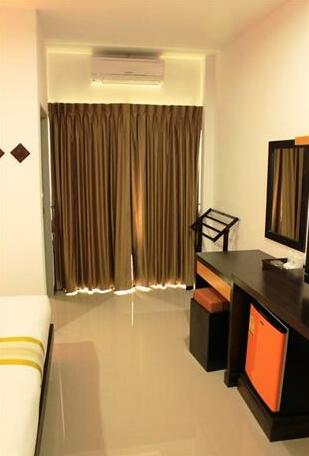 IStay Patong Guesthouse - Photo4