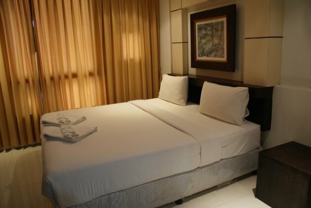 New International Guest House Patong