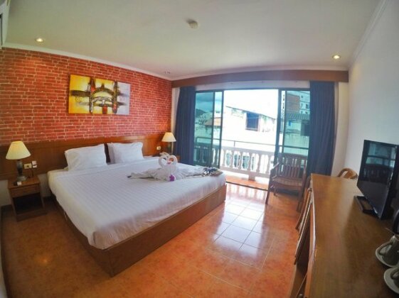 Open 3 bedroom apartment center of Patong Beach d - Photo5