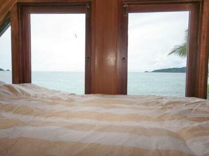 Patong Beach Front Suites - Photo4