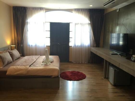 RK Boutique - Photo3