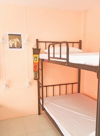 The Galiness International Backpacker Hostel Phuket - Photo3