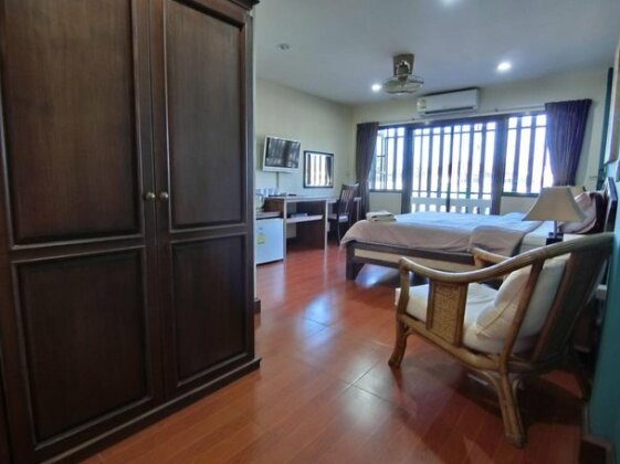 Barracuda Guesthouse - Photo4