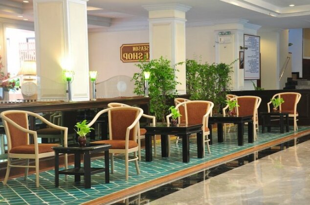 Beverly Plaza Hotel - Photo5