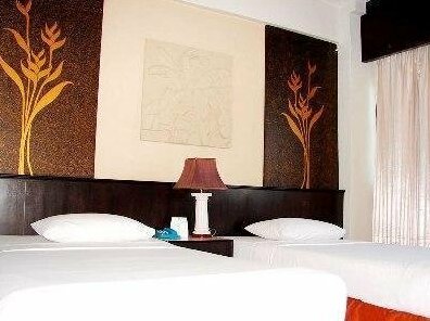 Day Night Hotel - Photo5
