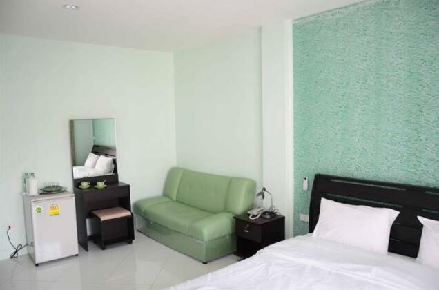 Emerald Condominium - Photo3