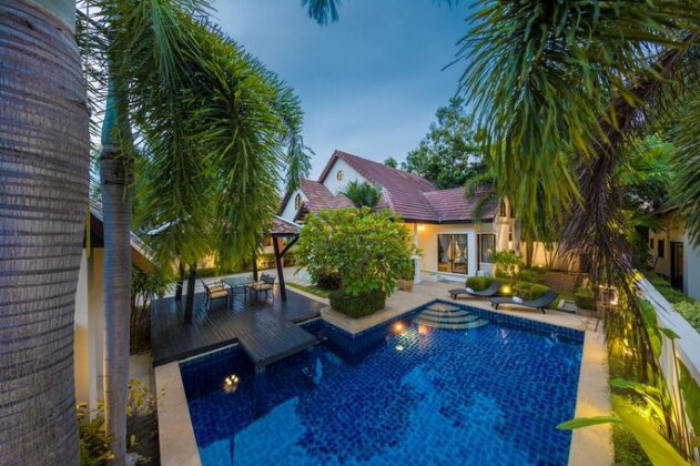 Green Residence Pool Villa Pattaya - Photo2