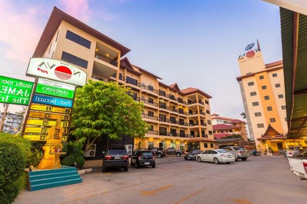 Nova Park Hotel Pattaya - Photo2