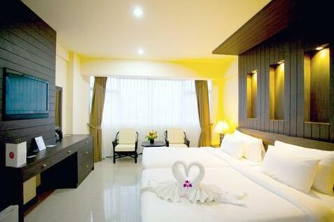 Sun City Pattaya Hotel - Photo2