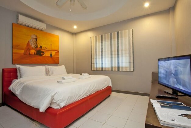 Villa Enigma 2 Bed Pool Home between Jomtien and Pratumnak Pattaya - 14188471 - Photo2