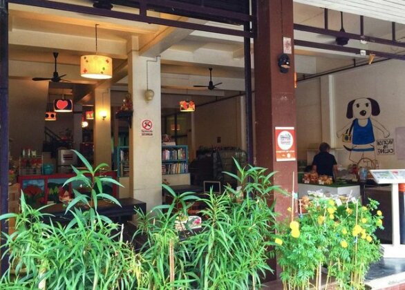 Baan Phangnga Beds and Bakery - Photo2