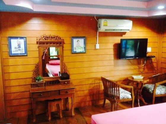 Baan Roongranee - Photo2