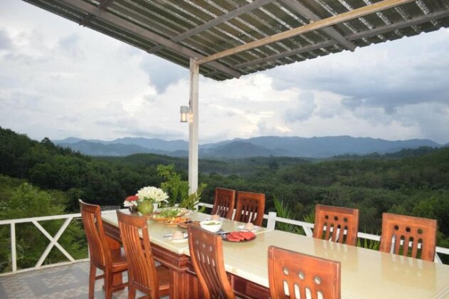 Phang Nga Viewpoint - Photo5