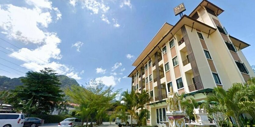 T P Place Hotel - Photo2