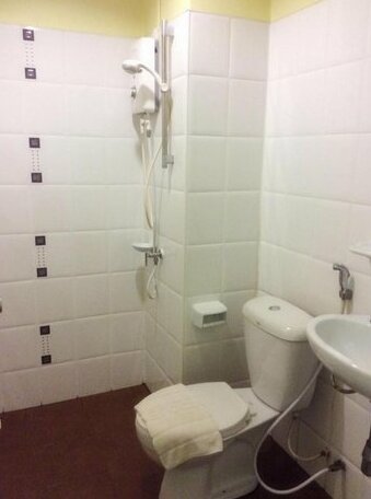 T P Place Hotel - Photo5