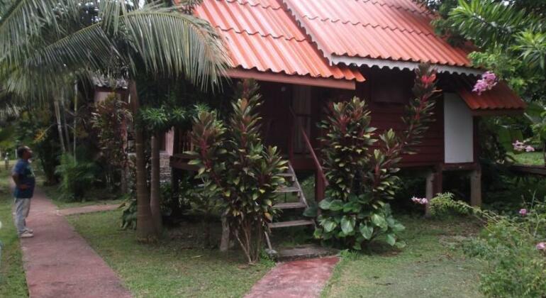 Khao Sok Nung House - Photo3