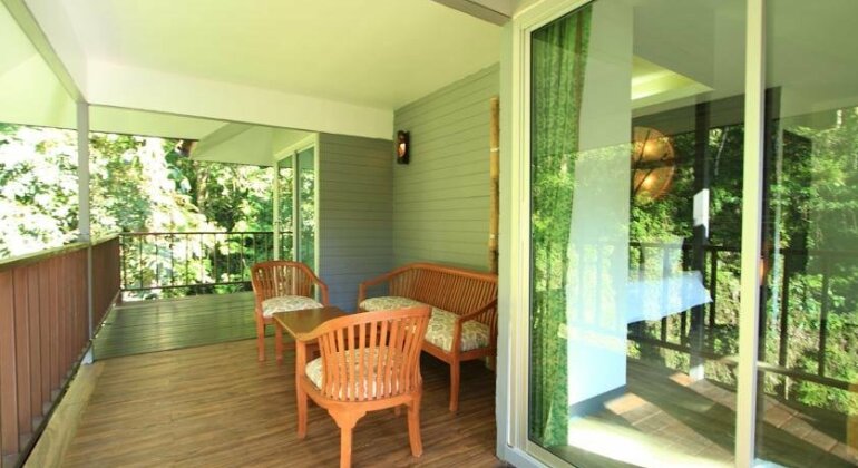 Rock and Tree House Resort - Photo3