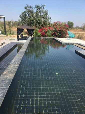Udon Farm Fun Homestay with swimming pool