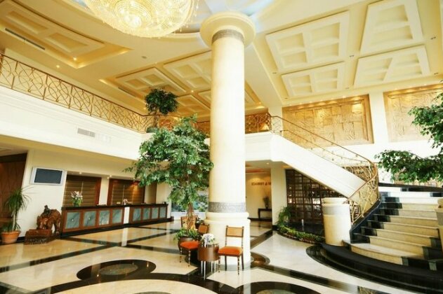 The Grand Riverside Hotel - Photo4