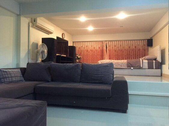 First Homestay Phrae - Photo2