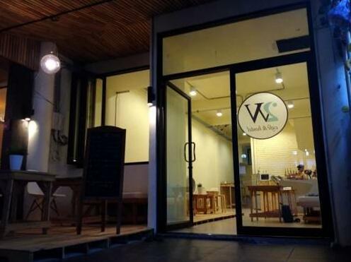 2w Cafe & Hostel - Photo2
