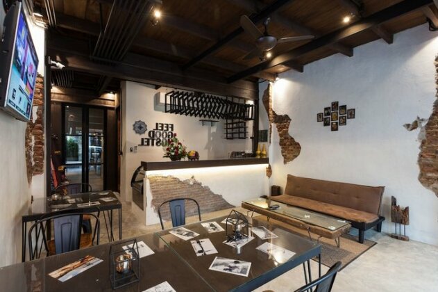 Feel Good Hostel - Photo4