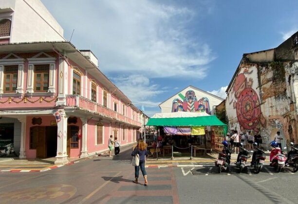 Gotum Hostel 2 at Thalang Road