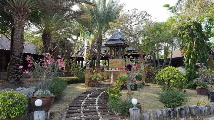 Prachuap Garden View Resort - Photo4