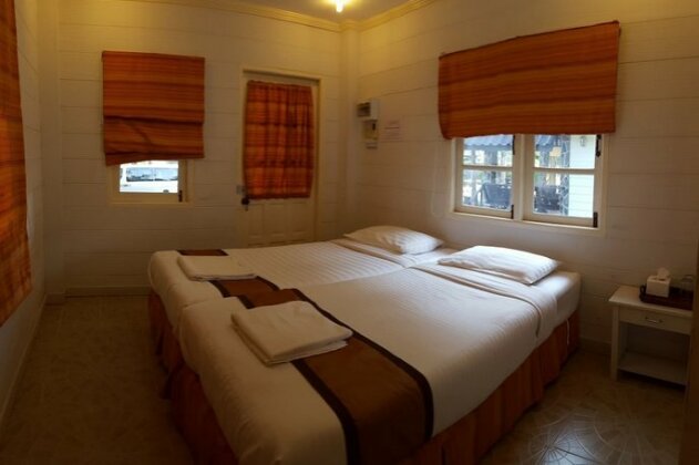 Prachuap Garden View Resort - Photo5