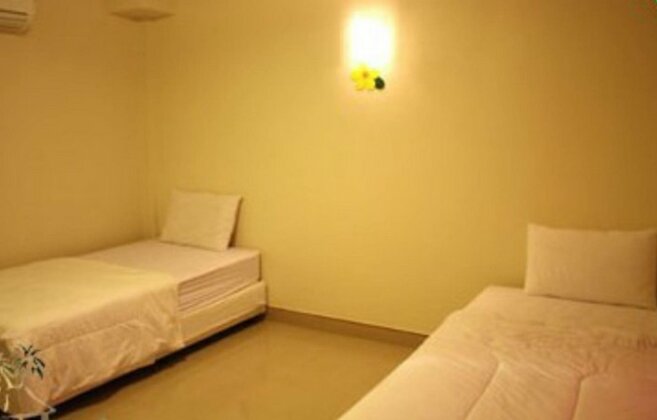 Sinaree Bansuan Resort - Photo2