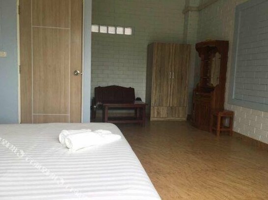 Three Bays Resort - Photo5