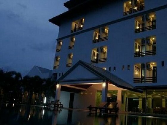 Warawan Resort and Hotel