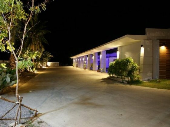 Ozone Resort Pranburi - Photo5