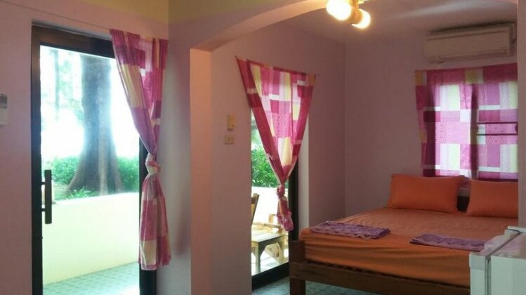 Aow Yai Bungalows - Photo4