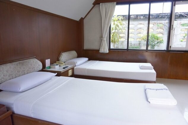 Eiffel Inn - Photo2