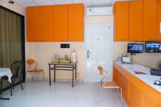 Jirasin Hotel & Apartment - Photo3