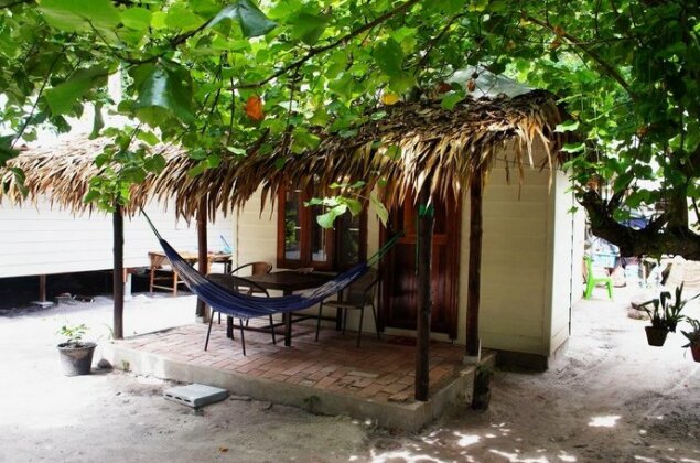 Lazy Hut - Photo2